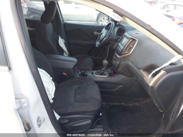 1C4PJMCB1GW187496 Jeep Cherokee Latitude
