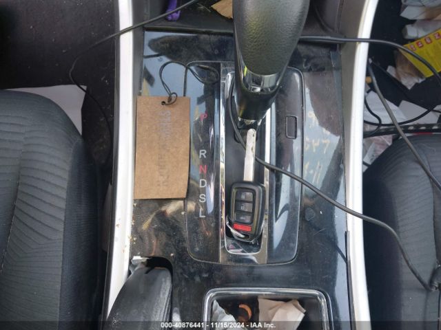 1HGCR2F30HA121165 Honda ACCORD LX