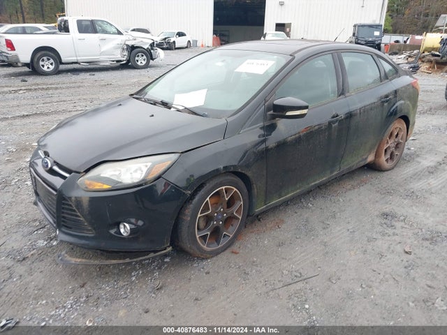 Ford FOCUS SE 2014 1FADP3F23EL352931 Image 2