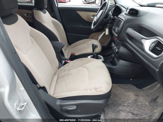 ZACCJBBT2FPB45749 Jeep Renegade Latitude