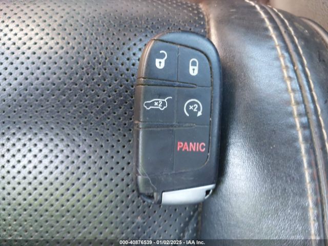 1C4RJFCGXEC409175 Jeep Grand Cherokee Overland