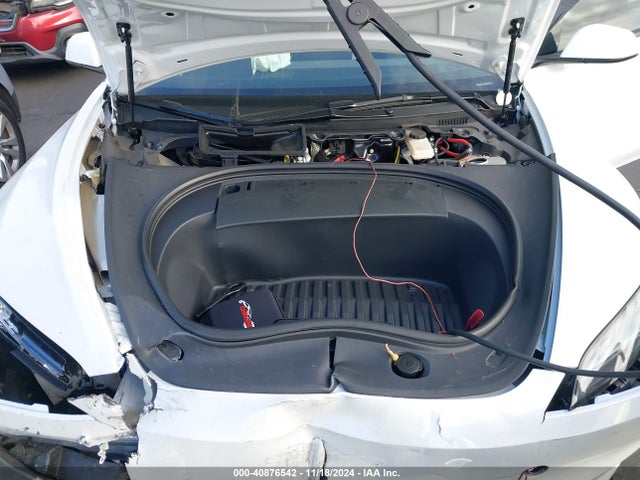 2024 TESLA MODEL 3 5YJ3E1EA5RF782381 Photo 9