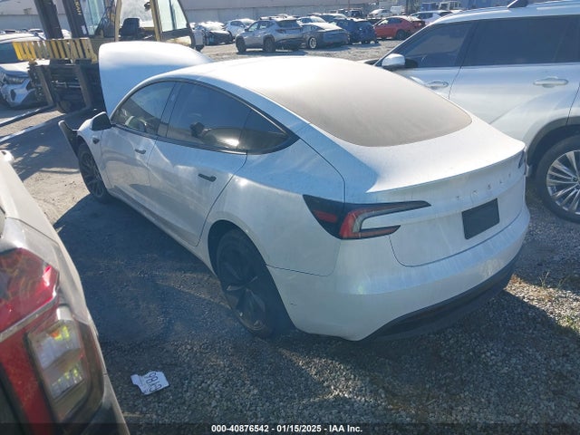 2024 TESLA MODEL 3 5YJ3E1EA5RF782381 Photo 2
