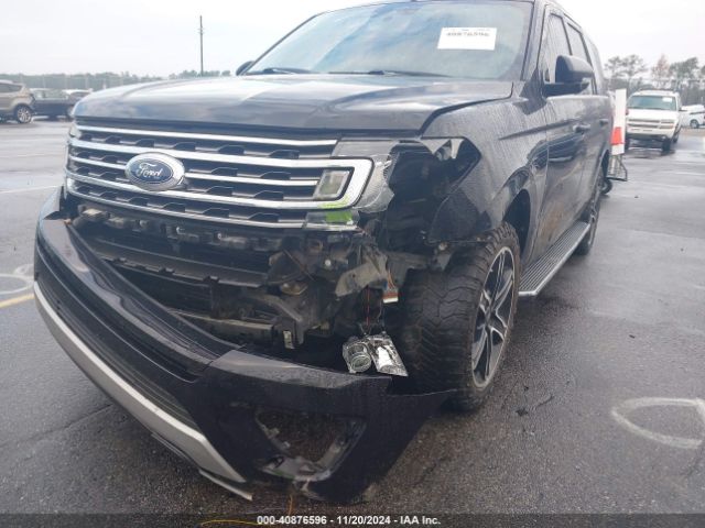 1FMJU1HT0KEA71083 Ford Expedition Xlt