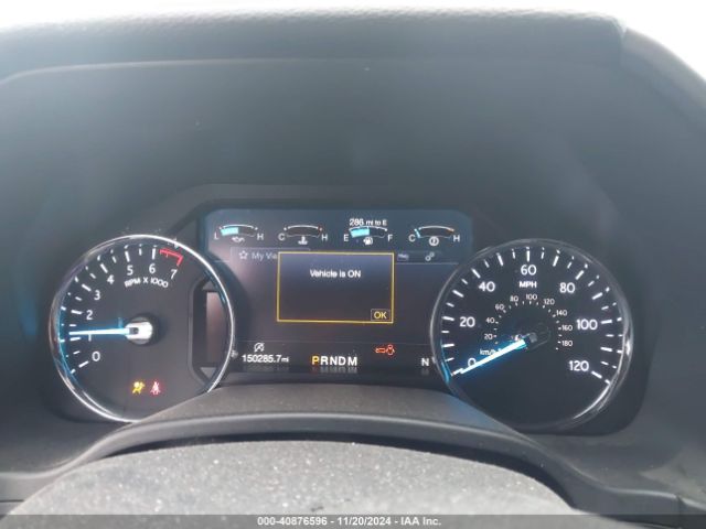 1FMJU1HT0KEA71083 Ford Expedition Xlt