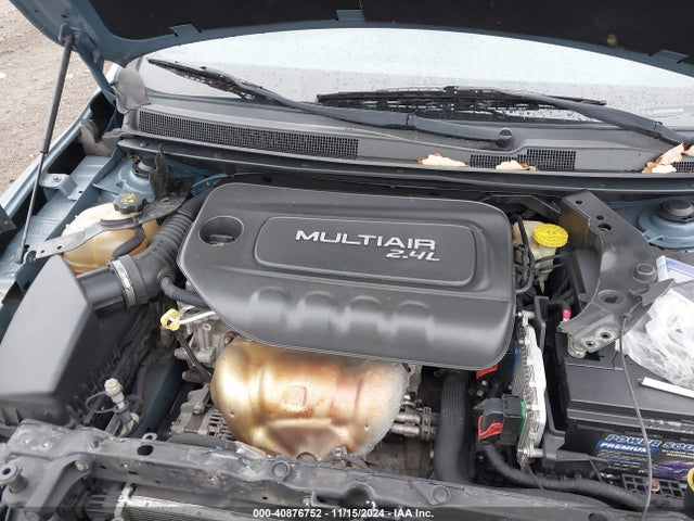 1C3CCCBBXFN558412 Chrysler 200 S