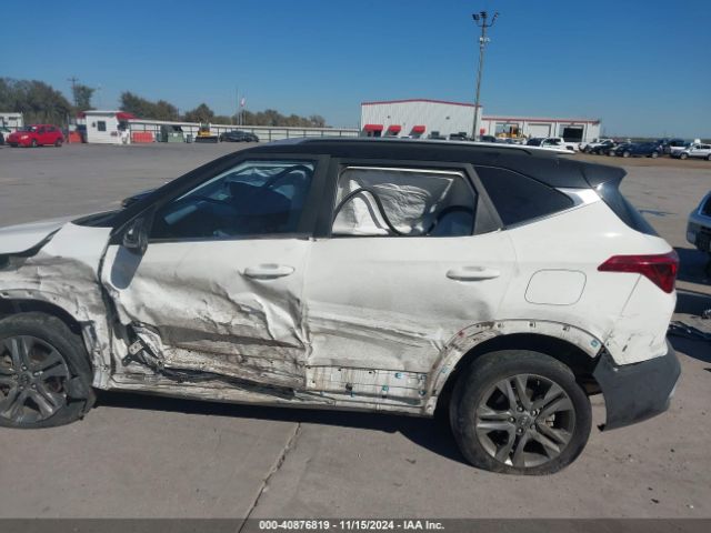 KNDEUCAAXM7220584 KIA SELTOS S