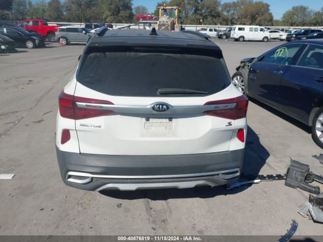 KNDEUCAAXM7220584 KIA SELTOS S