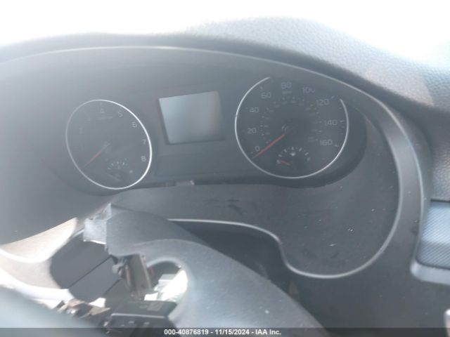 KNDEUCAAXM7220584 KIA SELTOS S