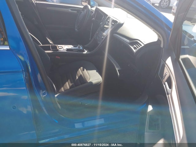 Ford Fusion Hybrid Se 2019 3FA6P0LU6KR143919 Image 5