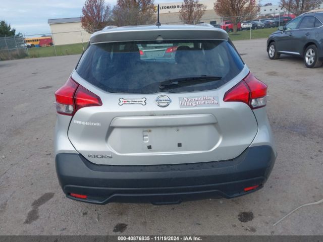 3N1CP5CU3JL545623 Nissan KICKS S