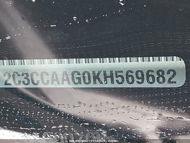 2C3CCAAG0KH569682 Chrysler 300 Touring