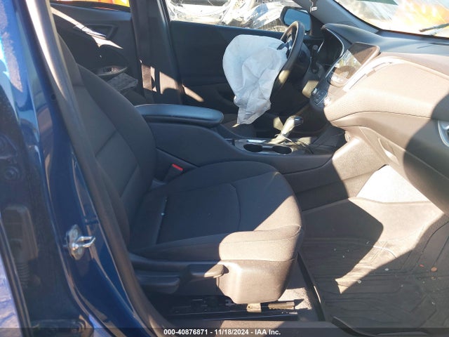 1G1ZB5STXKF174978 Chevrolet Malibu 1ls