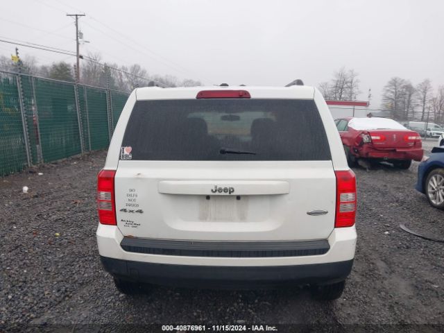 1C4NJRFB4GD599004 Jeep Patriot Latitude