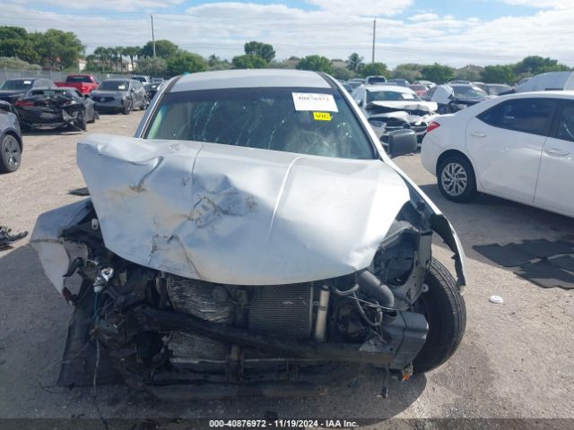 JN8AS5MT6FW665477 Nissan Rogue Select S