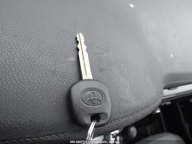 Toyota COROLLA L 2016 5YFBURHE9GP550153 Image 11