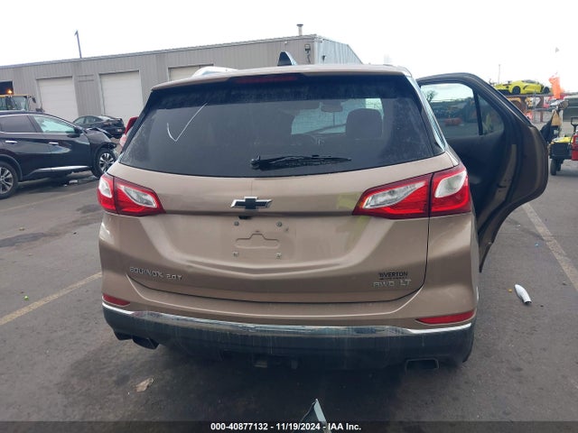 2GNAXVEXXK6188627 Chevrolet EQUINOX LT
