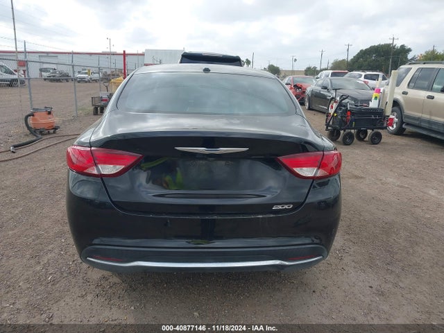 Chrysler 200 Limited 2015 1C3CCCAB4FN529800 Image 16