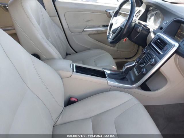 YV1612TB8F2310291 Volvo S60 T5 Premier