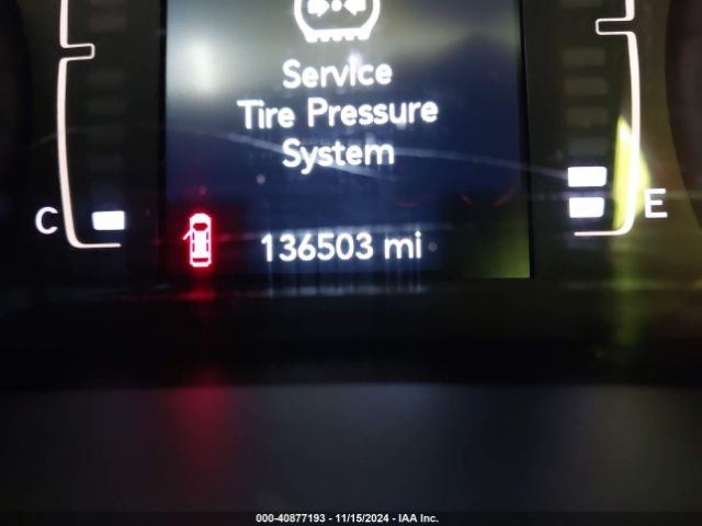 1C4PJLCB8KD187302 Jeep Cherokee Latitude