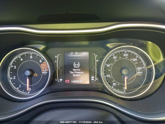 1C4PJLCB8KD187302 Jeep Cherokee Latitude