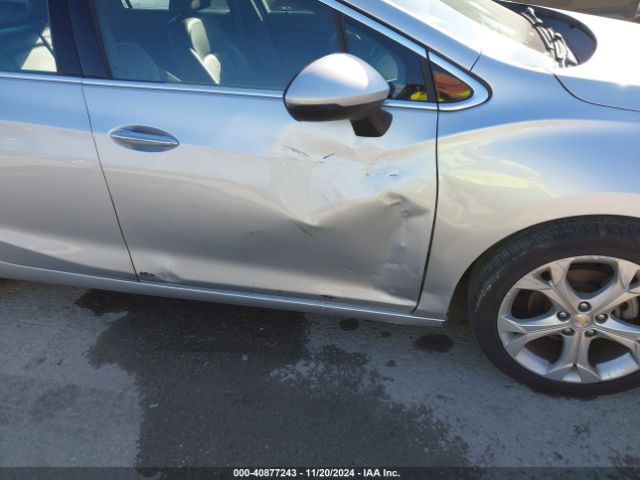 1G1BF5SM9H7163052 Chevrolet Cruze Premier Auto