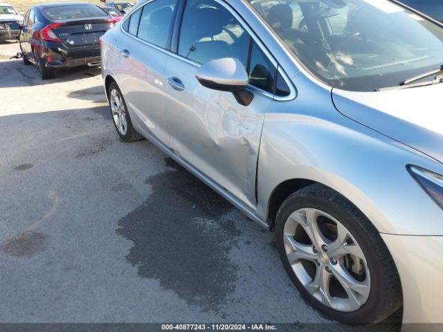 1G1BF5SM9H7163052 Chevrolet Cruze Premier Auto