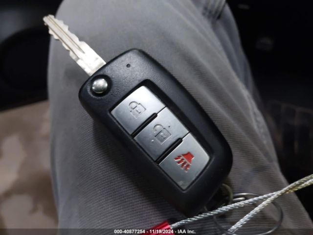 JN1BJ1CR3HW111627 Nissan Rogue Sport S