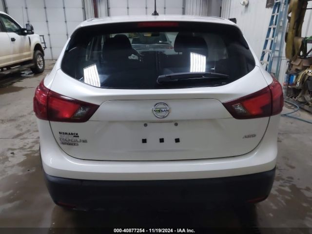 JN1BJ1CR3HW111627 Nissan Rogue Sport S