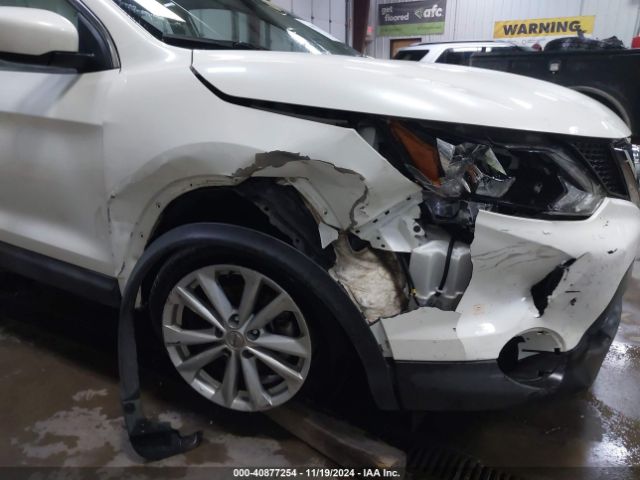 JN1BJ1CR3HW111627 Nissan Rogue Sport S