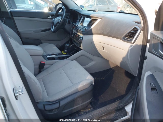 KM8J3CALXJU757838 Hyundai Tucson Sport
