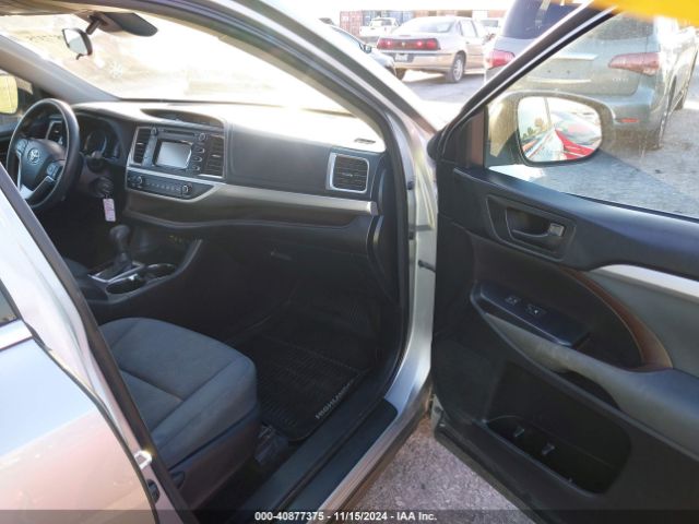 5TDZZRFH7HS200526 Toyota Highlander Le