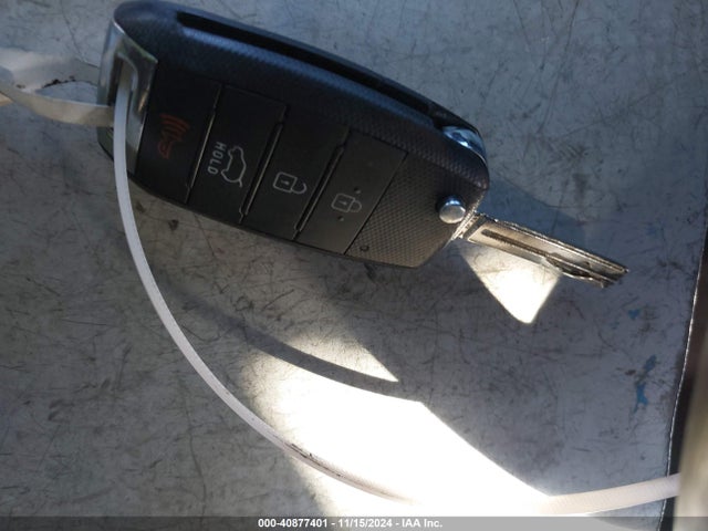 KIA SOUL + 2016 KNDJP3A57G7277144 Image 11