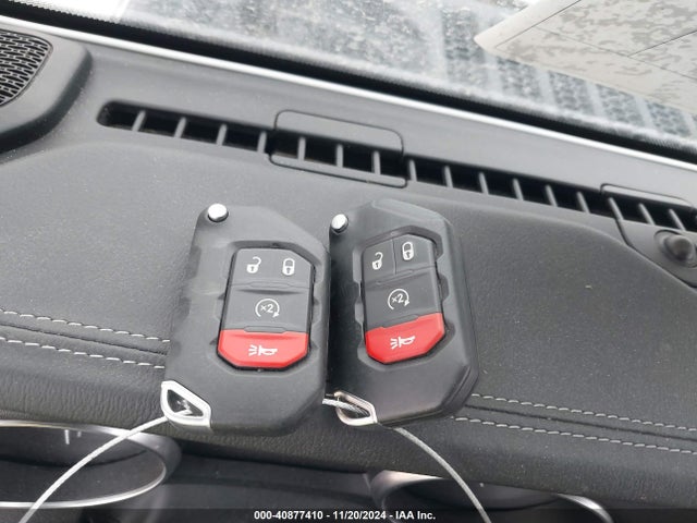 1C4JJXP6XMW734975 Jeep Wrangler 4xe Unlimited Sahara 4x4