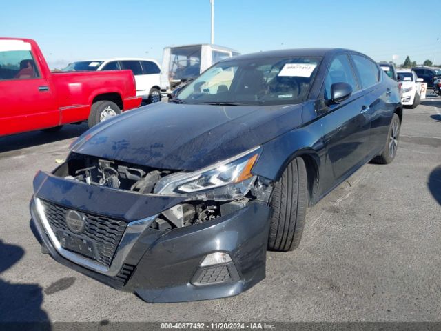 1N4BL4DV3NN384790 Nissan Altima Sv Fwd