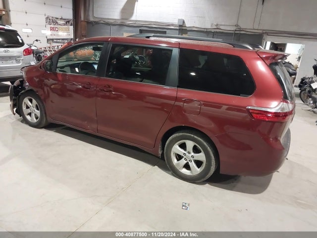 Toyota Sienna Le 8 Passenger 2015 5TDKK3DC4FS663683 Image 3