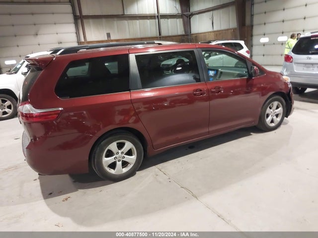 Toyota Sienna Le 8 Passenger 2015 5TDKK3DC4FS663683 Image 4