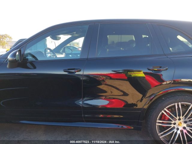 WP1AD2A27JLA80979 Porsche Cayenne Gts