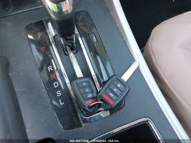 1HGCR2F32FA096136 Honda ACCORD LX