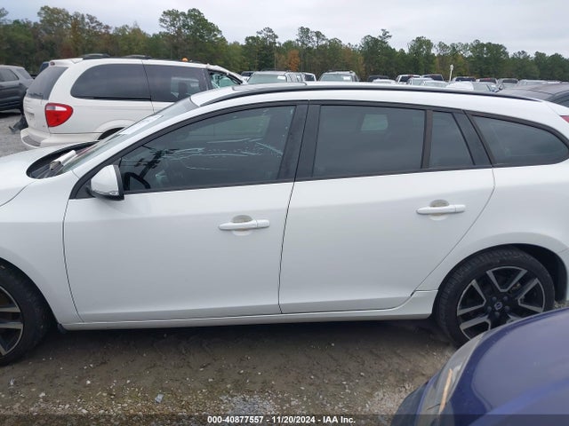 Volvo V60 T5 Dynamic 2018 YV140MEL6J2391036 Image 14