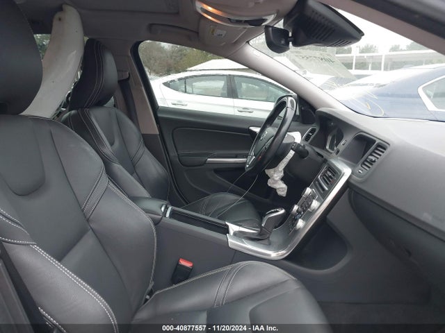 Volvo V60 T5 Dynamic 2018 YV140MEL6J2391036 Image 5
