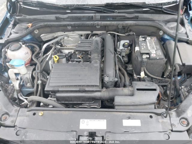3VWDB7AJ2JM262836 Volkswagen Jetta 1.4t Se/1.4t Wolfsburg Edition