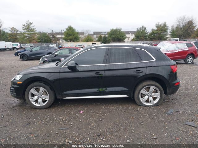 WA1BNAFY9J2138861 Audi Q5 2.0t Premium/2.0t Tech Premium