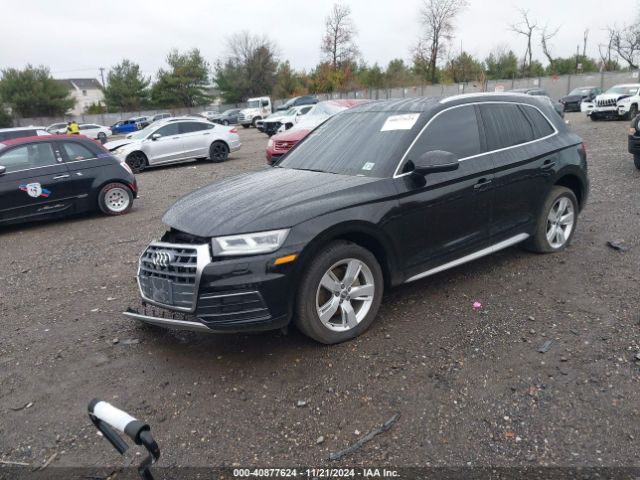 WA1BNAFY9J2138861 Audi Q5 2.0t Premium/2.0t Tech Premium