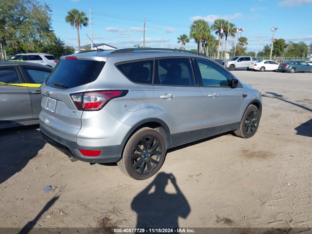 Ford ESCAPE SE 2017 1FMCU0GD3HUE64782 Image 4