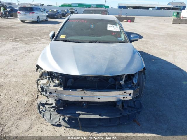 4T1B11HK0JU588070 Toyota CAMRY SE