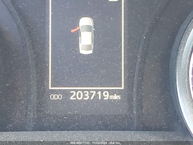 4T1B11HK0JU588070 Toyota CAMRY SE