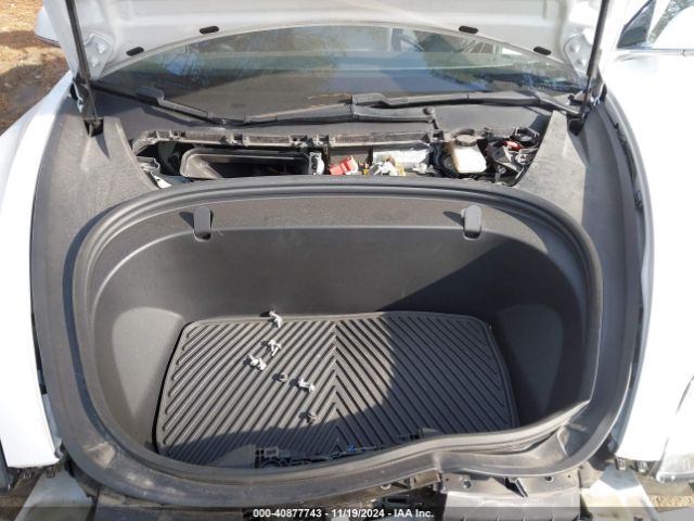 5YJ3E1EA7JF151636 Tesla Model 3 Long Range/mid Range