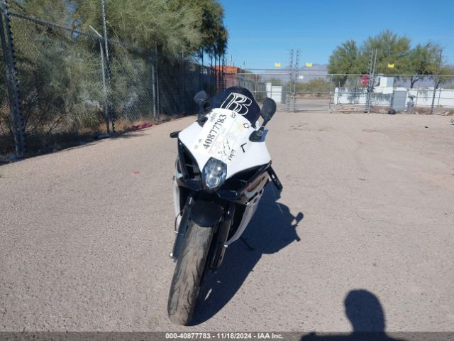 2020 SUZUKI GSX-R1000 JS1DM11B4L7100006 Photo 4