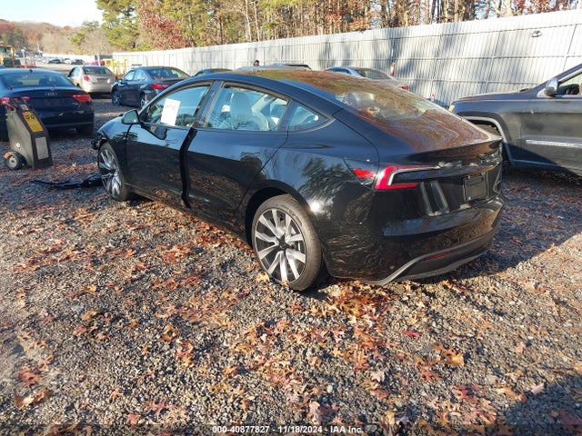 2025 TESLA MODEL 3 5YJ3E1EB2SF875728 Photo 2
